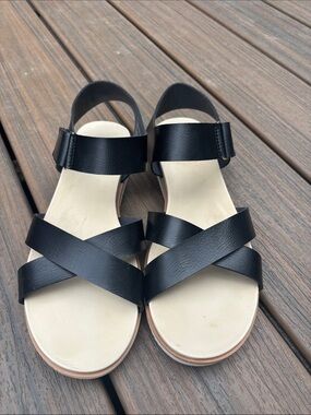 Time and Tru Black Crisscross Ankle Strap Sandals
